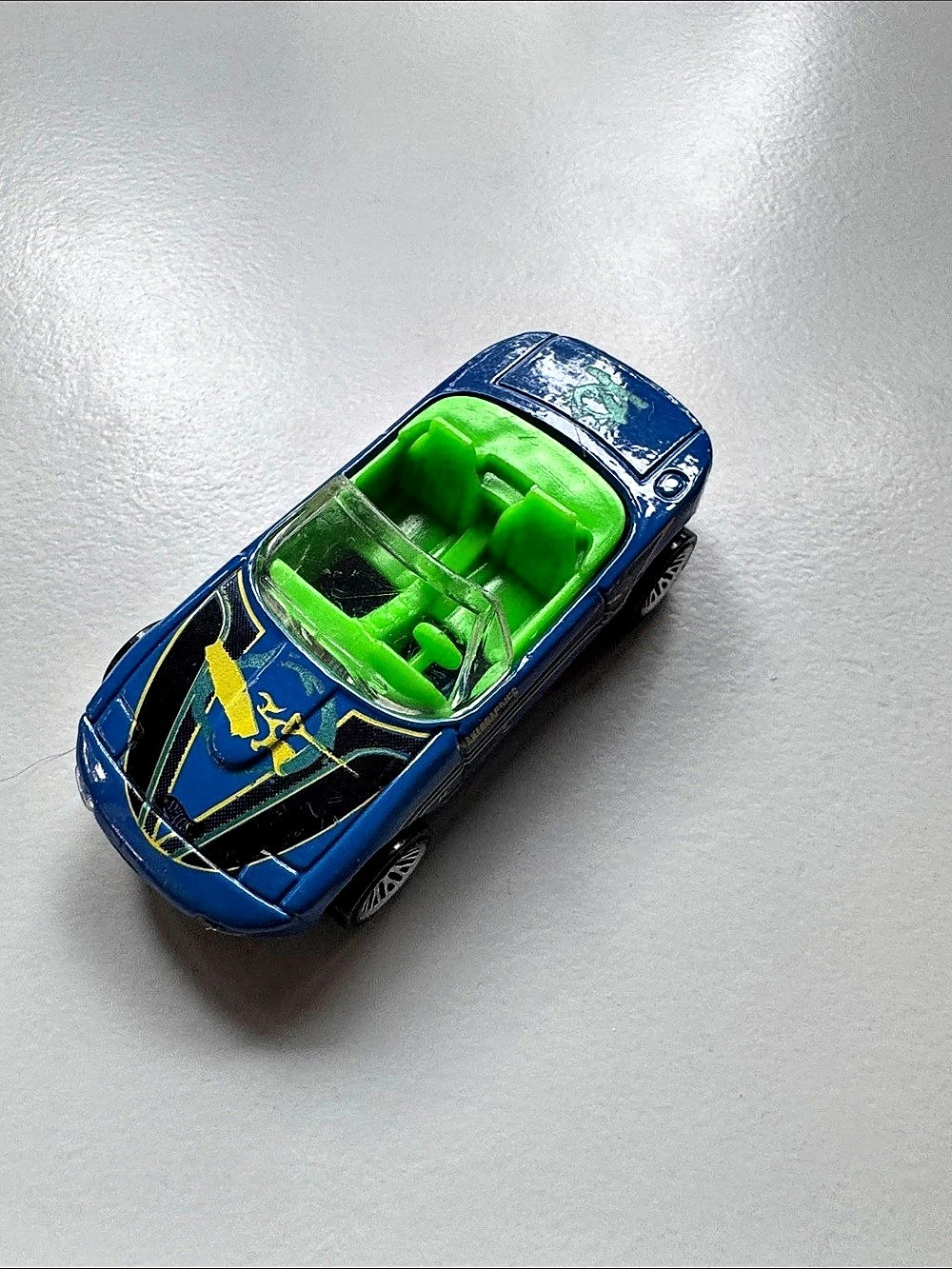 1990 Matchbox Mazda MX-5 Miata Blue & Green Die-Cast Toy Car